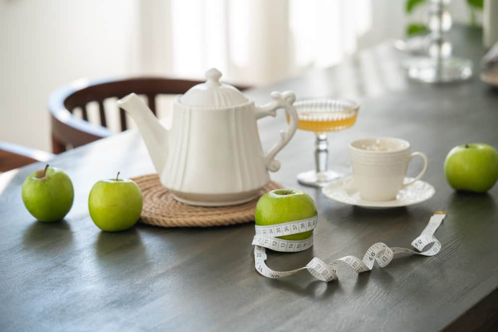 Apple Cider Vinegar Or Green Tea, Which Is Better For Weight Loss?